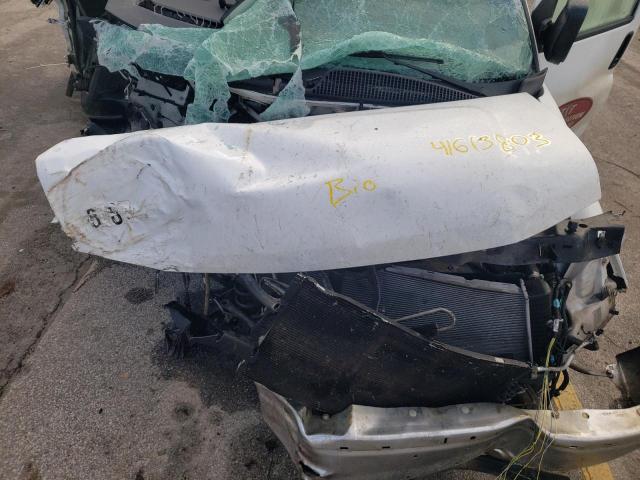 1GAZG1FA4D1178186 - 2013 CHEVROLET EXPRESS G3 LT WHITE photo 12