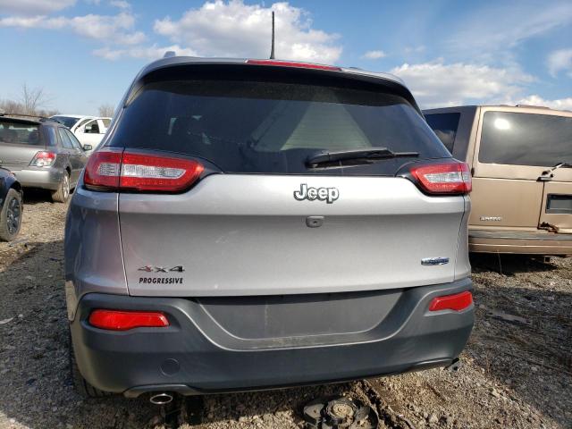 1C4PJMLBXJD529739 - 2018 JEEP CHEROKEE LATITUDE PLUS SILVER photo 6