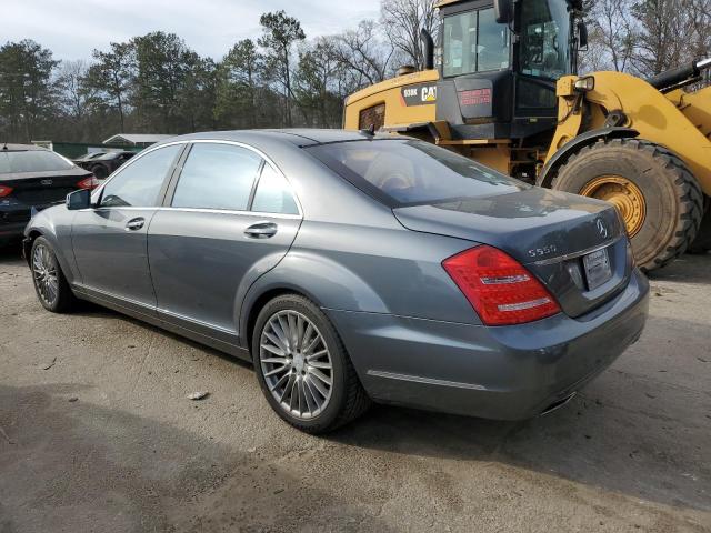 WDDNG7BB2AA343497 - 2010 MERCEDES-BENZ S 550 GRAY photo 2