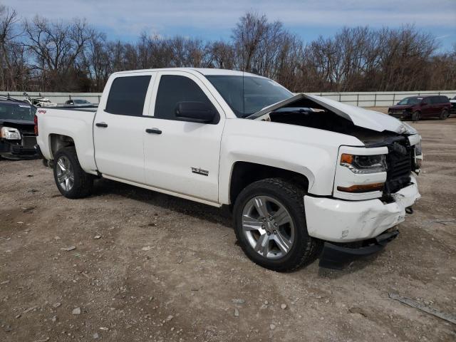 3GCUKPECXJG432986 - 2018 CHEVROLET SILVERADO K1500 CUSTOM WHITE photo 4