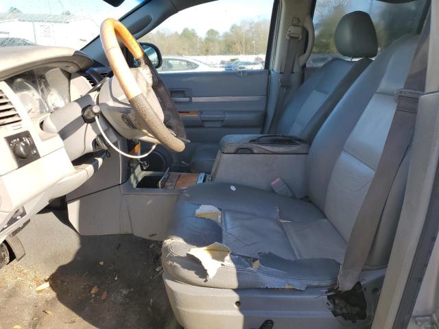 1A8HX58237F523093 - 2007 CHRYSLER ASPEN LIMITED 银色 照片 7