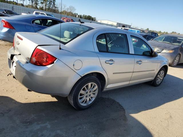 1G1AK58H497151801 - 2009 CHEVROLET COBALT LS SILVER photo 3