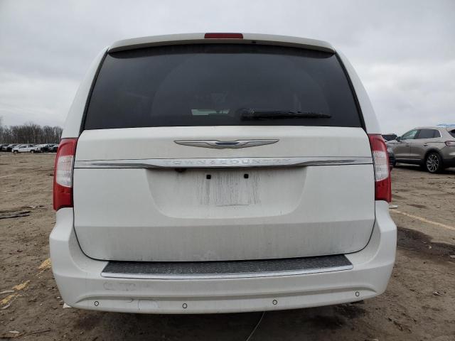 2C4RC1CG0GR174874 - 2016 CHRYSLER TOWN & COU TOURING L WHITE photo 6