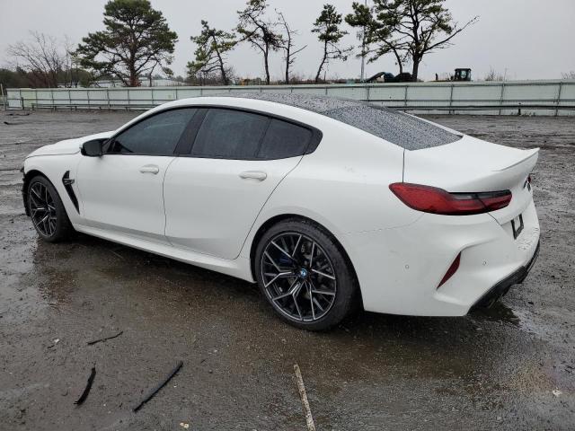 WBSGV0C09MCF18894 - 2021 BMW M8 WHITE photo 2