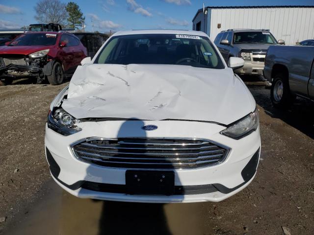 3FA6P0HD4LR136400 - 2020 FORD FUSION SE WHITE photo 5