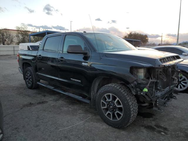 5TFDY5F13EX351040 - 2014 TOYOTA TUNDRA CREWMAX SR5 BLACK photo 4