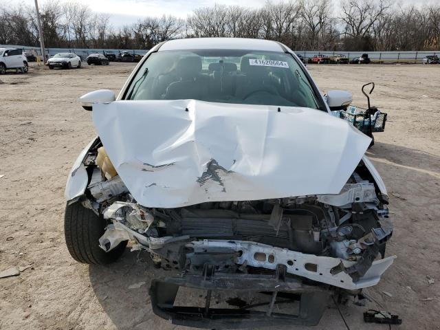 1FADP3F22GL291364 - 2016 FORD FOCUS SE WHITE photo 5