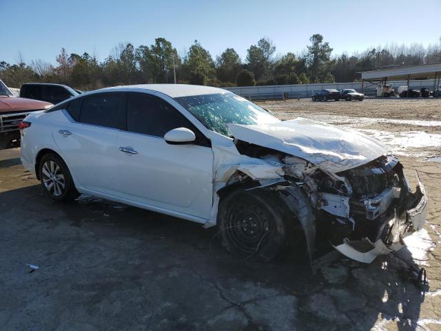 1N4BL4BV7LN301930 - 2020 NISSAN ALTIMA S WHITE photo 4