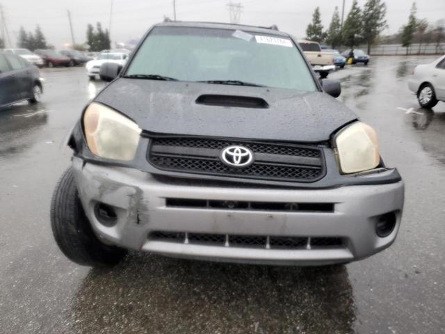 JTEGD20VX40005668 - 2004 TOYOTA RAV4 GRAY photo 5