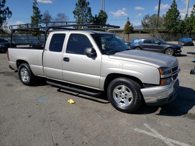 1GCEC19V77Z101124 - 2007 CHEVROLET SILVERADO C1500 CLASSIC SILVER photo 4