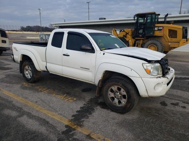 5TETU62N66Z307419 - 2006 TOYOTA TACOMA PRERUNNER ACCESS CAB WHITE photo 4