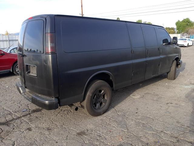 1GCWGBFP3J1270597 - 2018 CHEVROLET EXPRESS G2 BLACK photo 3