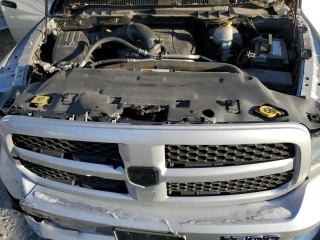1C6RR7FT0DS710105 - 2013 RAM 1500 ST SILVER photo 11