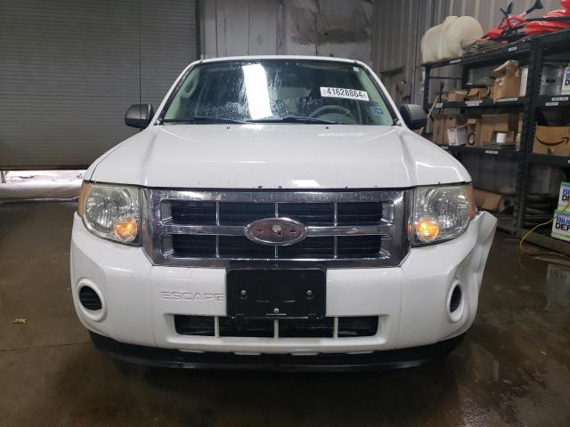 1FMCU027X9KA38313 - 2009 FORD ESCAPE XLS WHITE photo 5