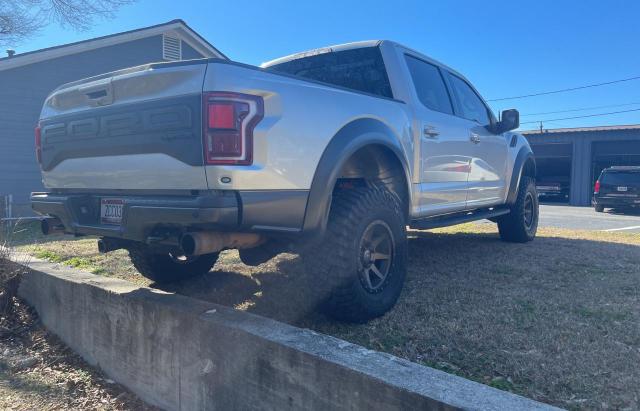 1FTFW1RG8KFB32955 - 2019 FORD F150 RAPTOR SILVER photo 4