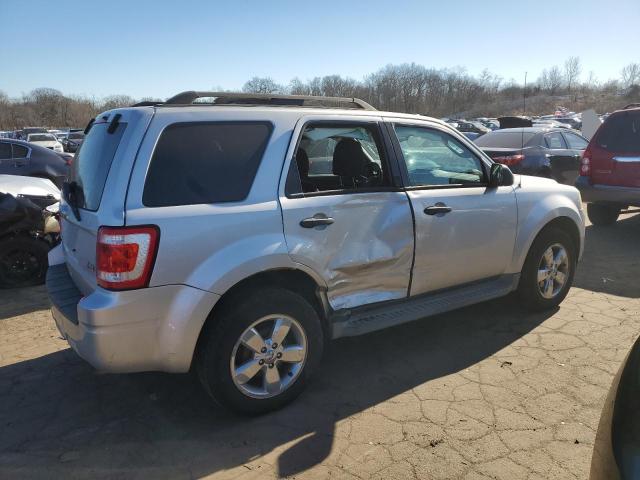 1FMCU9DG0BKA46833 - 2011 FORD ESCAPE XLT SILVER photo 3