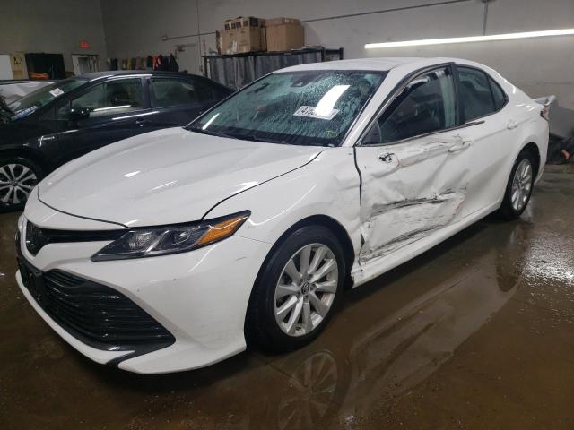 4T1B11HK0KU257555 - 2019 TOYOTA CAMRY L WHITE photo 1