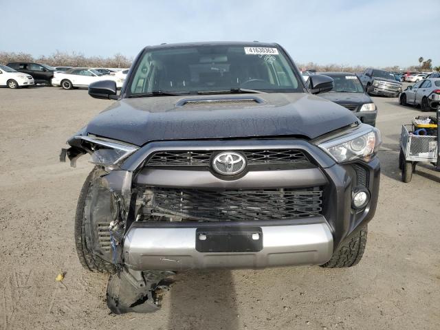 JTEBU5JRXJ5483276 - 2018 TOYOTA 4RUNNER SR5/SR5 PREMIUM 灰色 照片 5