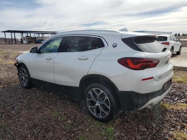 WBXYJ1C08P5V70233 - 2023 BMW X2 XDRIVE28I WHITE photo 2