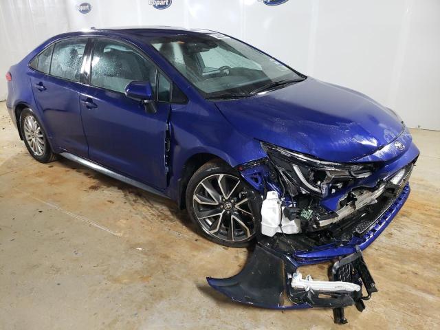 5YFS4MCE0NP122818 - 2022 TOYOTA COROLLA SE BLUE photo 4