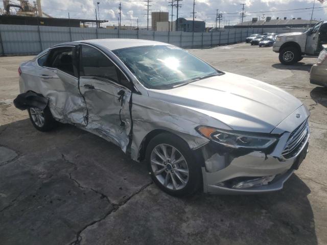 3FA6P0PU7HR306001 - 2017 FORD FUSION SE PHEV SILVER photo 4