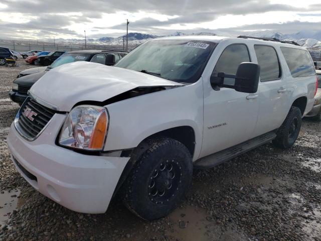 1GKW2PEG5BR267009 - 2011 GMC YUKON XL K2500 WHITE photo 1