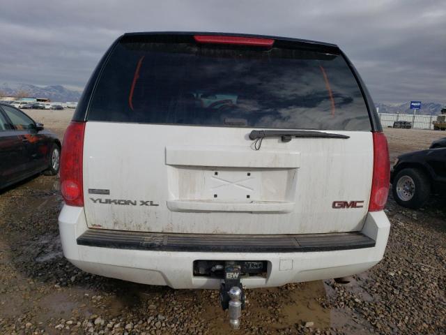 1GKW2PEG5BR267009 - 2011 GMC YUKON XL K2500 WHITE photo 6