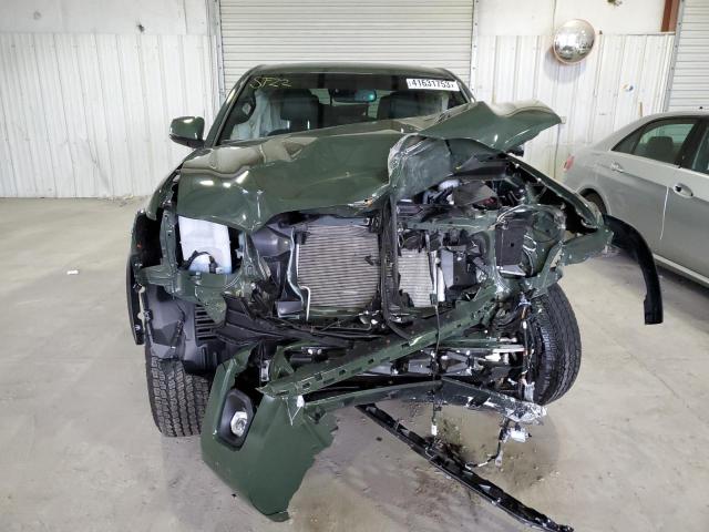 3TMDZ5BN5NM133712 - 2022 TOYOTA TACOMA DOUBLE CAB 绿色 照片 5