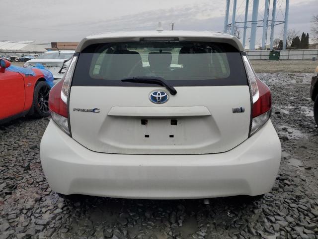 JTDKDTB33F1587187 - 2015 TOYOTA PRIUS C WHITE photo 6