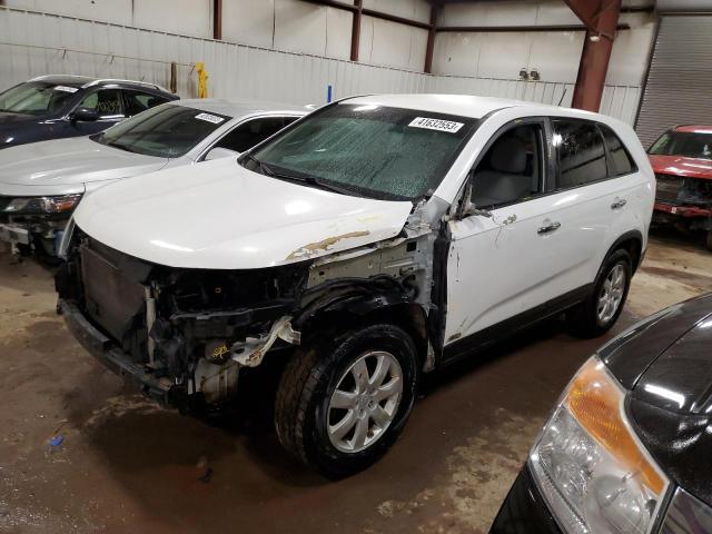 5XYKTCA17BG013379 - 2011 KIA SORENTO BASE WHITE photo 1