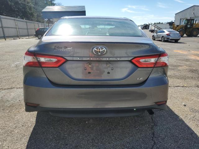 4T1B11HK3JU544080 - 2018 TOYOTA CAMRY L GRAY photo 6