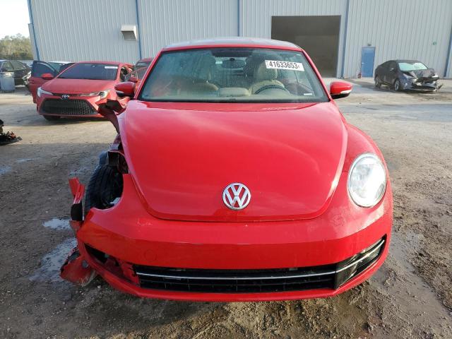 3VW5A7AT9FM804692 - 2015 VOLKSWAGEN BEETLE TDI RED photo 5