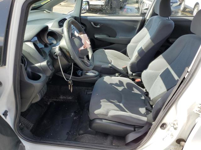 JHMGE88259S061039 - 2009 HONDA FIT WHITE photo 7