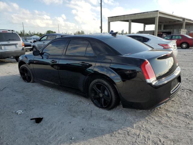 2C3CCAAGXHH577443 - 2017 CHRYSLER 300 LIMITED BLACK photo 2