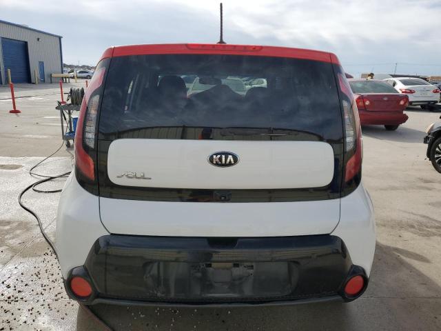 KNDJP3A50G7357434 - 2016 KIA SOUL + TWO TONE photo 6