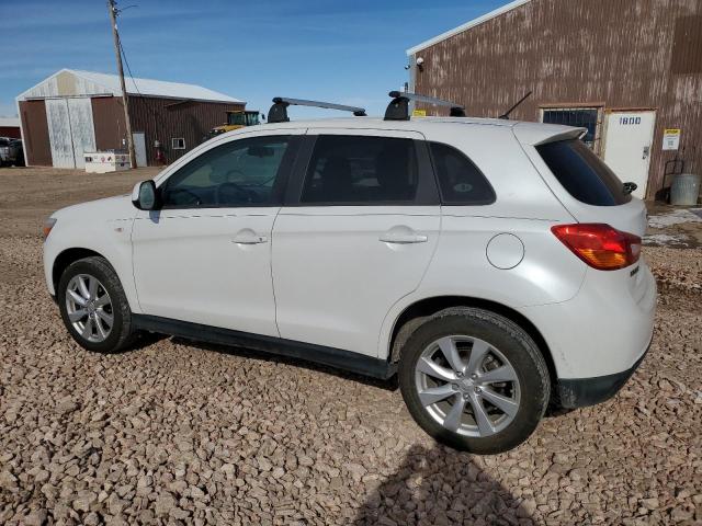 4A4AR3AW8FE042211 - 2015 MITSUBISHI OUTLANDER ES WHITE photo 2