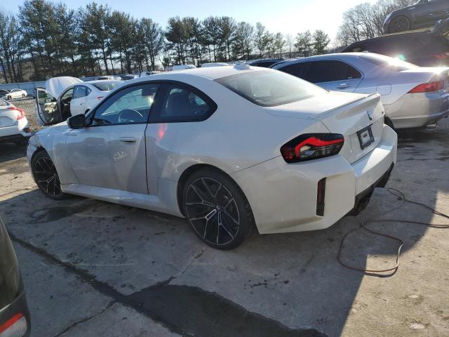 3MF13DM05R8E79951 - 2024 BMW M2 WHITE photo 2