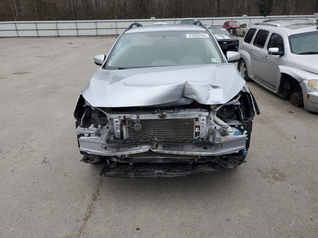 JF2GTABC1JH226233 - 2018 SUBARU CROSSTREK PREMIUM 银色 照片 5