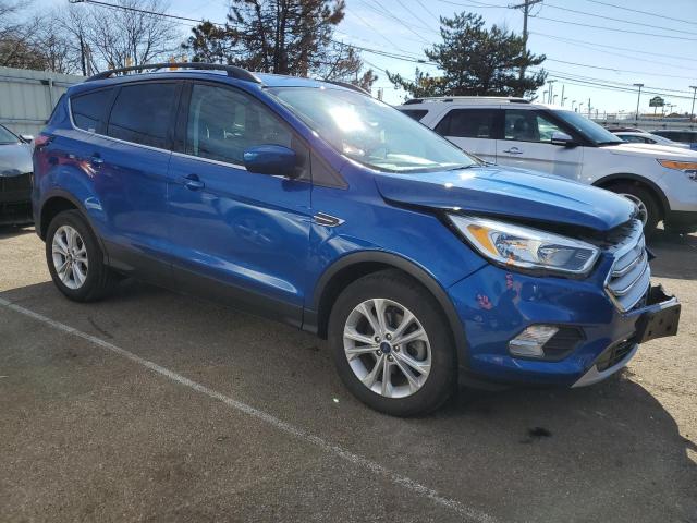 1FMCU0GD3JUB39555 - 2018 FORD ESCAPE SE BLUE photo 4