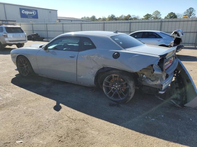 2C3CDZFJ5NH182291 - 2022 DODGE CHALLENGER R/T SCAT PACK GRAY photo 2