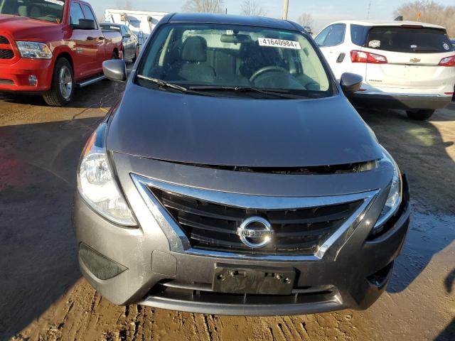 3N1CN7AP8GL864510 - 2016 NISSAN VERSA S GRAY photo 5