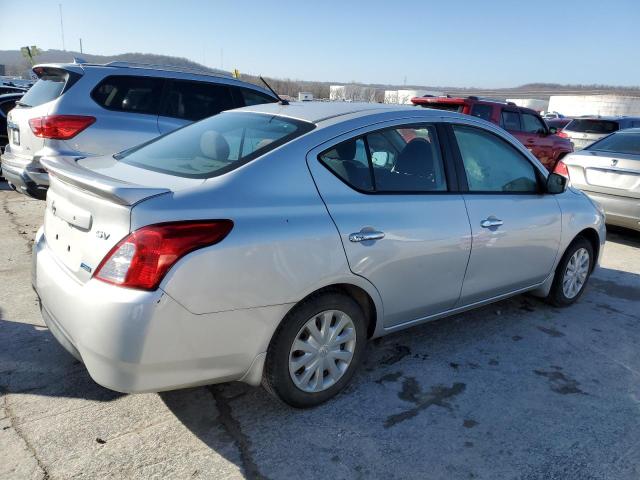 3N1CN7AP2GL870979 - 2016 NISSAN VERSA S SILVER photo 3