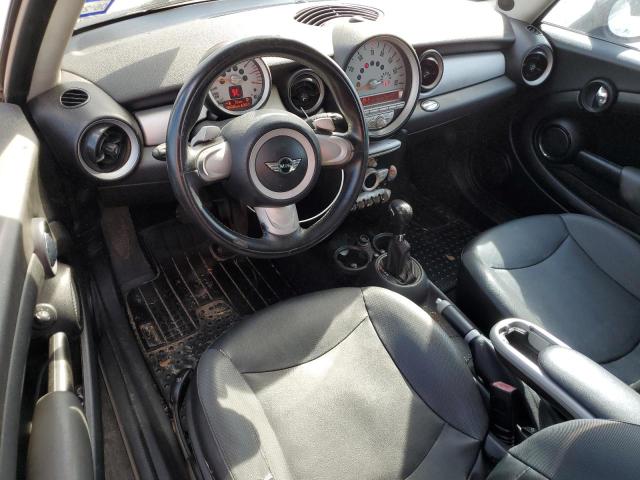 WMWML33578TN66892 - 2008 MINI COOPER CLUBMAN SILVER photo 8