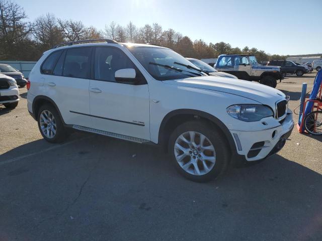 5UXZV4C58CL889994 - 2012 BMW X5 XDRIVE35I WHITE photo 4