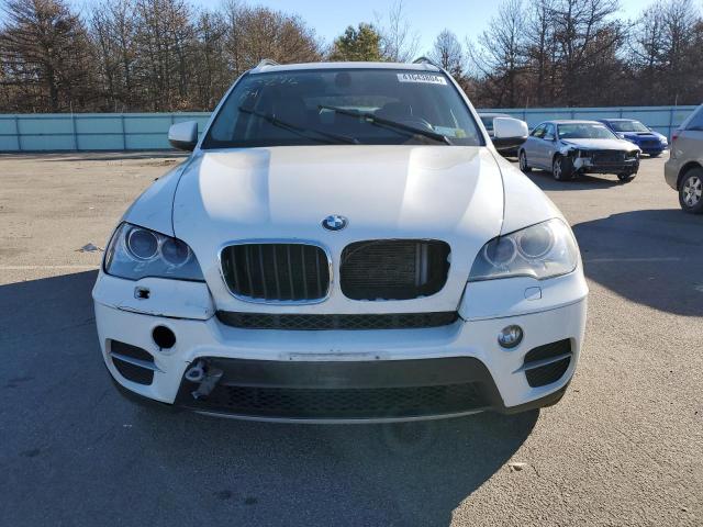 5UXZV4C58CL889994 - 2012 BMW X5 XDRIVE35I WHITE photo 5