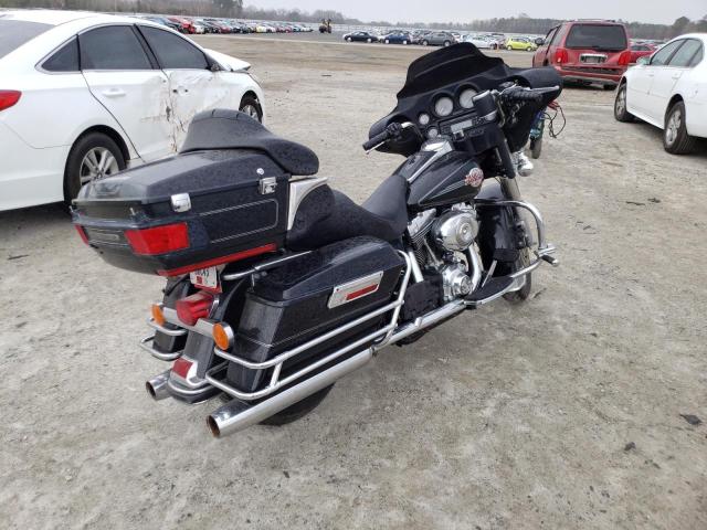 1HD1FC4157Y725157 - 2007 HARLEY-DAVIDSON FLHTCUI 黑色 照片 4