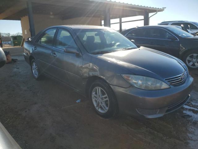 4T1BE32K35U976120 - 2005 TOYOTA CAMRY LE GRAY photo 4