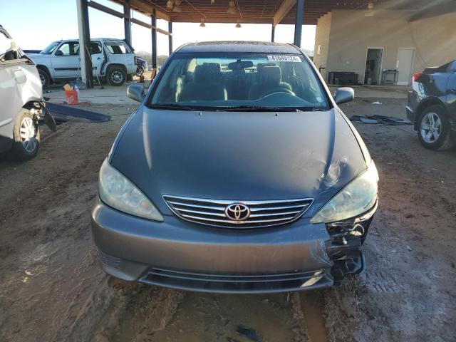 4T1BE32K35U976120 - 2005 TOYOTA CAMRY LE GRAY photo 5