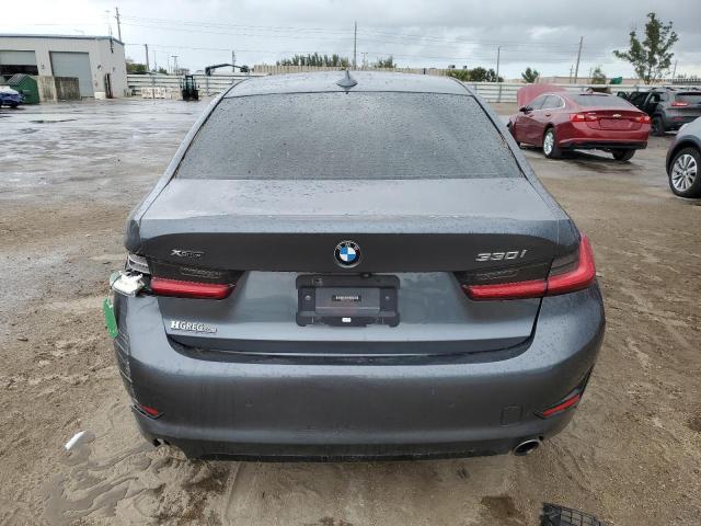 WBA5R7C53KAJ82766 - 2019 BMW 330XI Gris photo 6