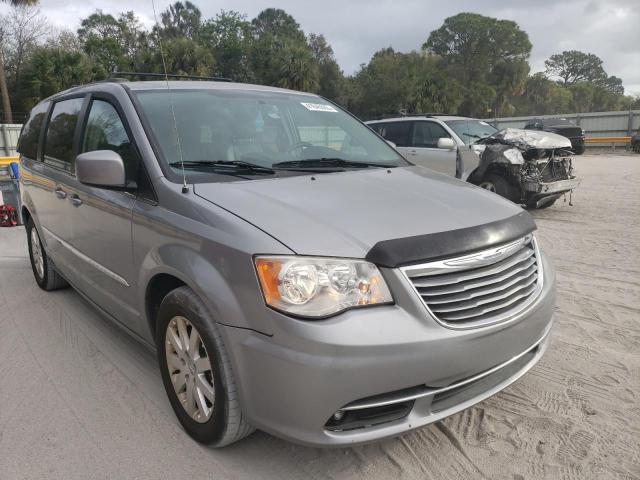 2C4RC1BGXFR565143 - 2015 CHRYSLER TOWN & COU TOURING Silber Foto 4